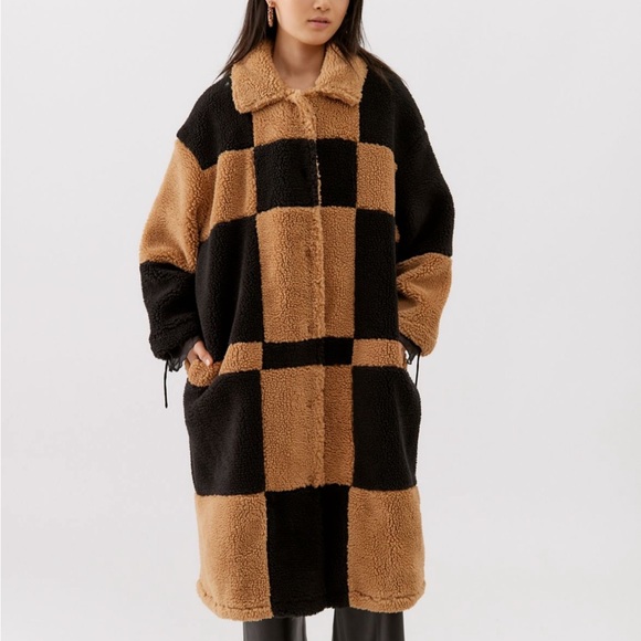 Urban Outfitters Native Youth Checked Teddy Coat - Picture 2 of 4